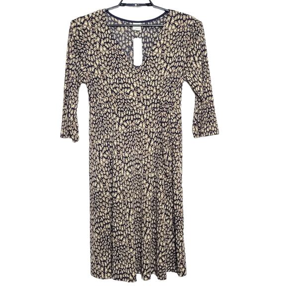 Kaileigh Maternity Dress Faux Wrap Large 3/4 Sleeve - Picture 1 of 6